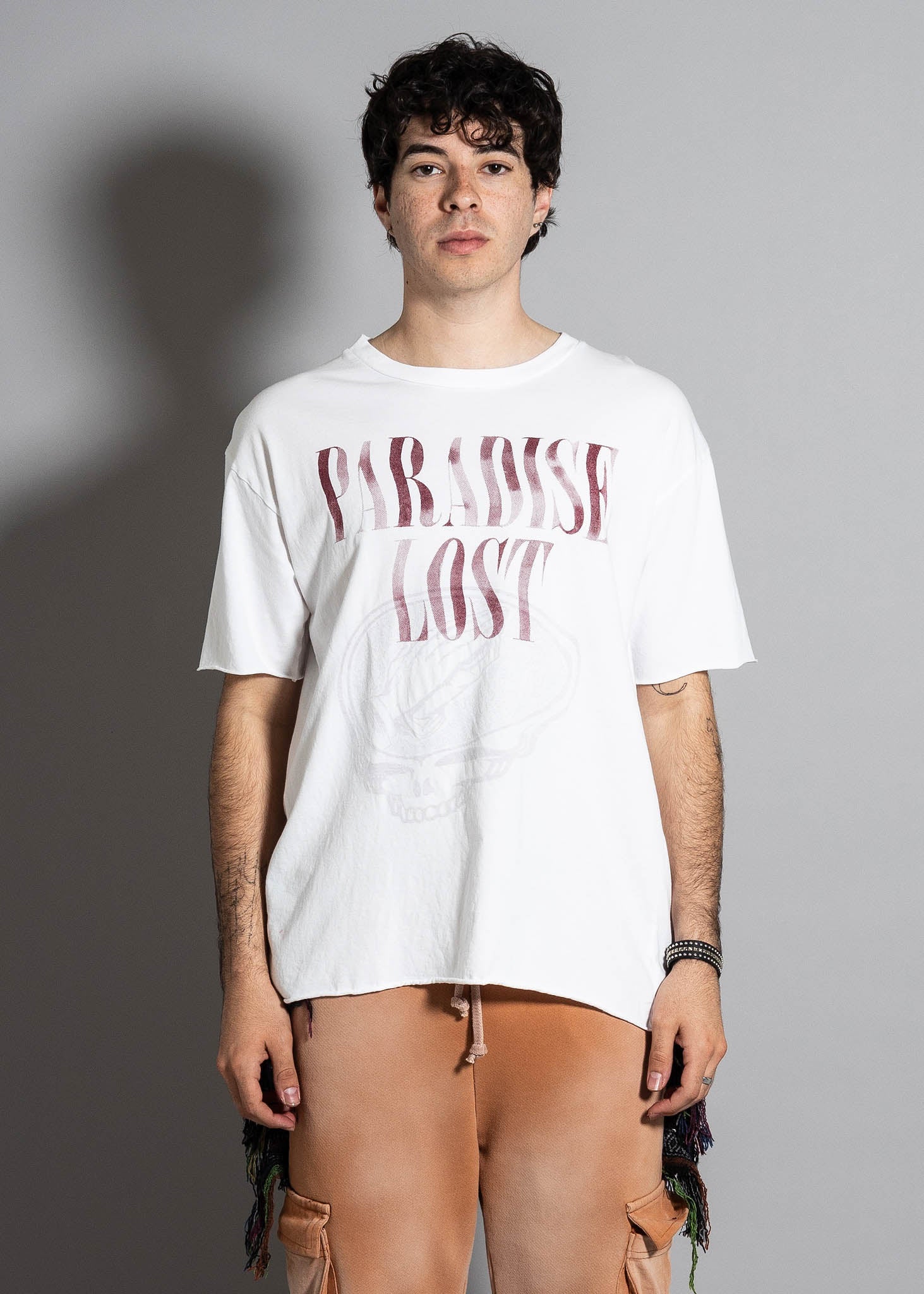 Paradise Pray T-Shirt - White Opal - Alchemist